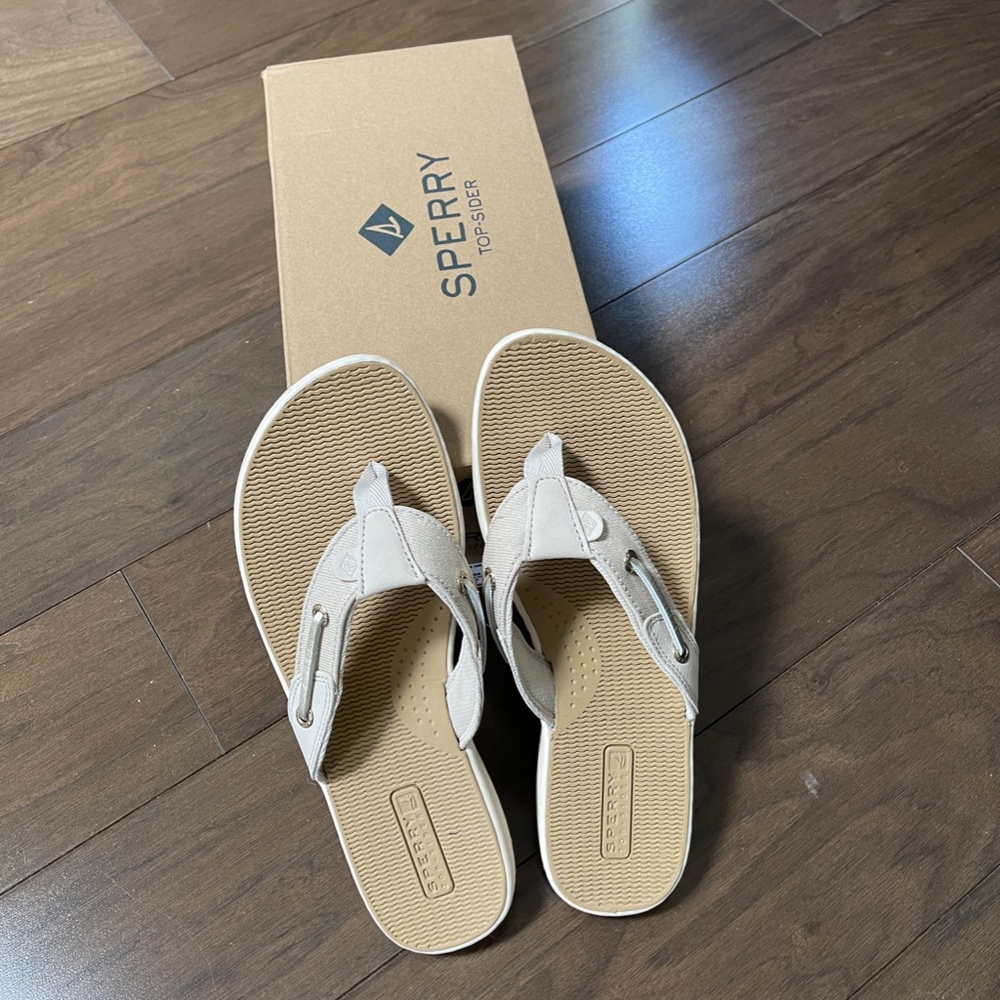 Sperry Seafish Flip Flops